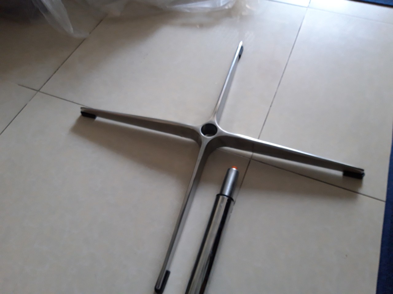 Bộ Chân ghế  và ống hơi 4 cánh tg9908
