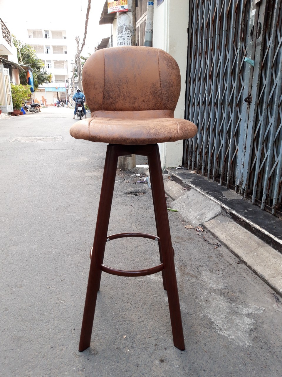 Ghế quầy bar chân sắt tg9802